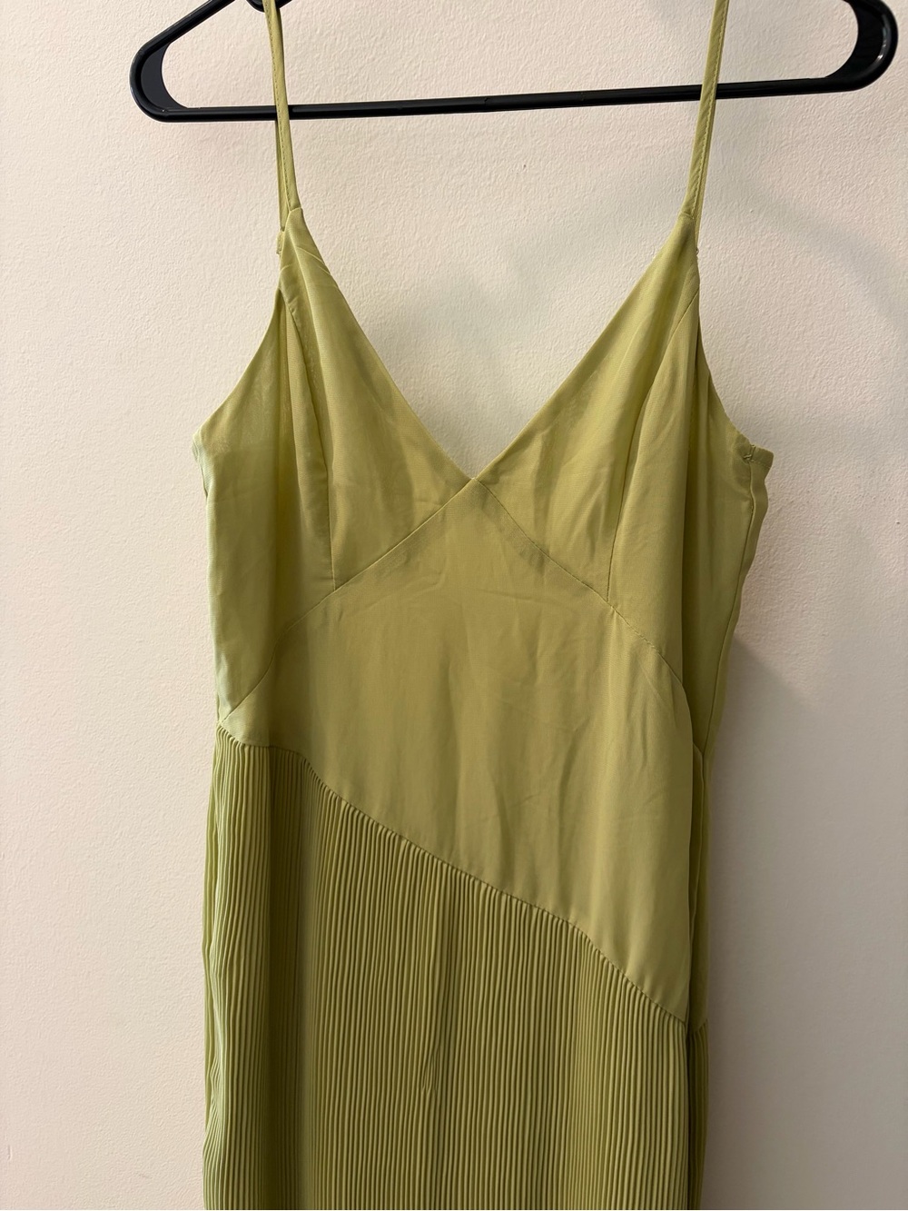 PrettyLittleThing Olive Green Pleated Slip Maxi Dress